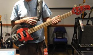 Tony Levin-Sting-Peter-Gabriel-tour-2016-Tony-Levin-Sledge-bass